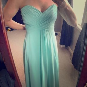 David’s Bridal mint strapless bridesmaid dress